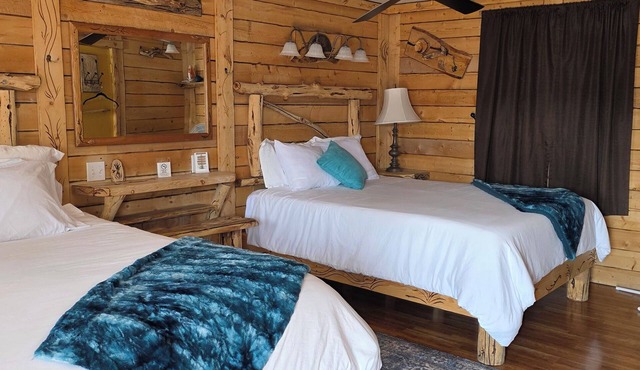 Unit 1: Family Room/w Kitchenette at the Cedaredge Lodge