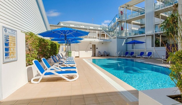 Unit 101 Plantation Resort - Rainbow Beach. Plantation Resort. Second Floor. Aircon. Pool. Spa.Wifi