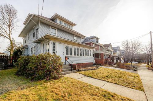 Unit 2 at Oilgate at Oakdale