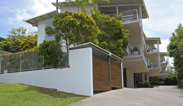 Unit 2 'Sea Breeze Villas'