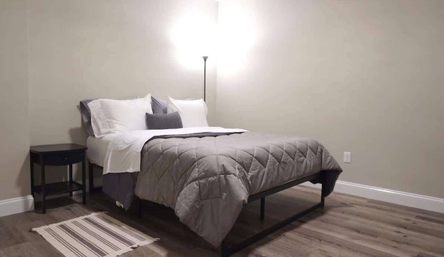 Unit 21 Spacious 2BR Apartment Long-term Stay