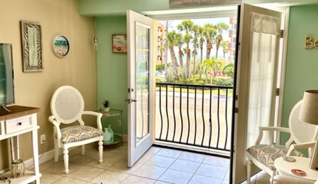 Unit #216 Minutes to the beach! So cute & spacious w/peek a boo view of Gulf!