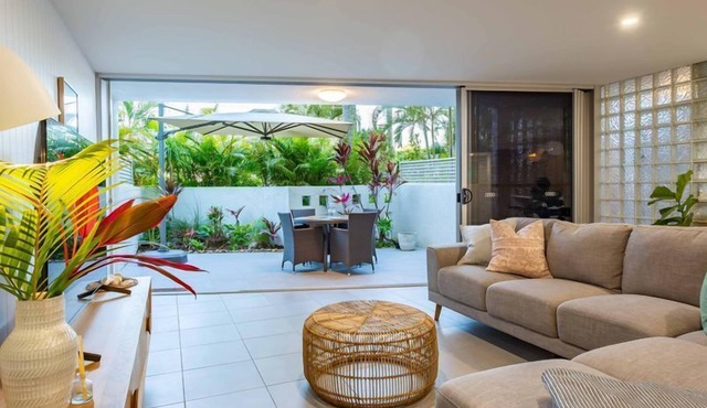 Unit 4 Sundeck Gardens