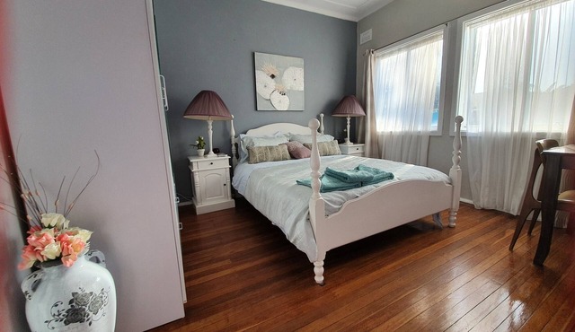 Unit 4 - Wanda Beach and Cronulla Golf Course - 5 min walk - Quiet street