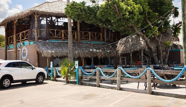 Unit 4 Welcome to the Red bungalow - Second floor studio