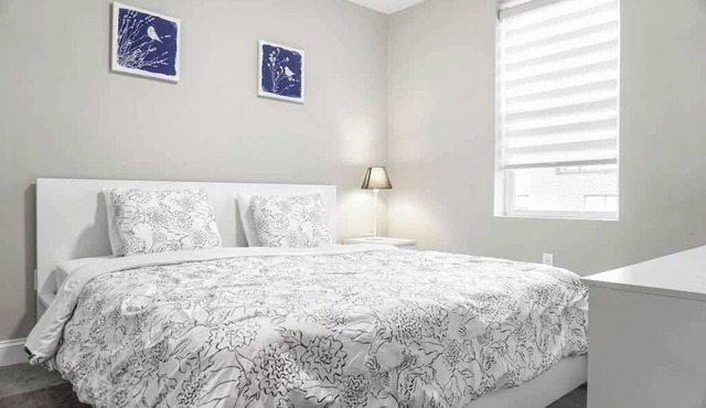 Unit 43 Homey 1BR Garage Parking