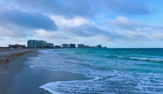 Unit 502 2 waterfront balconies! Expansive white sand beach Harbor Light Tower