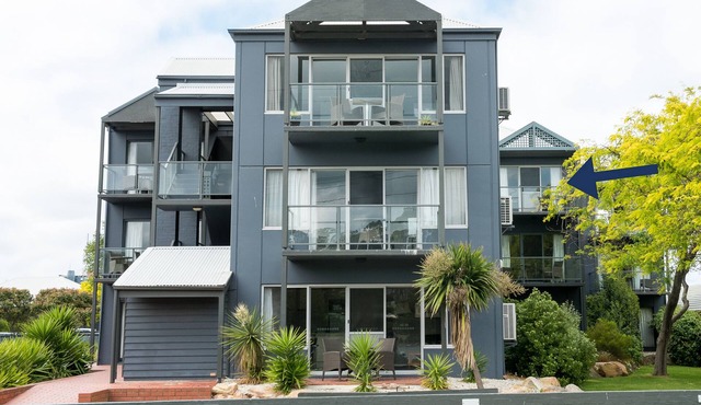 Unit 9, Bellevue n'te Arm Apt