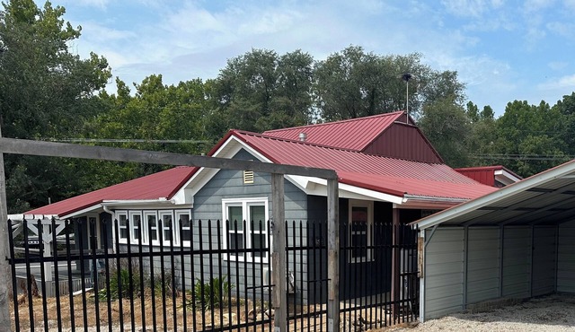 Unit A Country house near Warrensburg