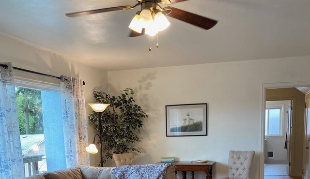 Unit B at the Manor House, month to month