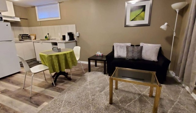 Unit B - Cozy Cozy Basement
