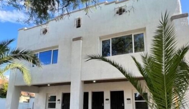 University Blvd- Sleeps 12 & Free Parking