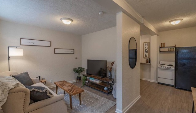 University Suite "C"