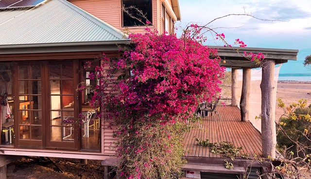 Unni Gardens - Get away holiday living