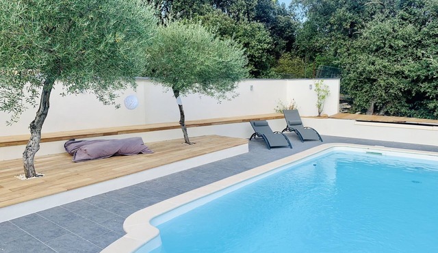 Unoverlooked villa swimming pool summer kitchen gym