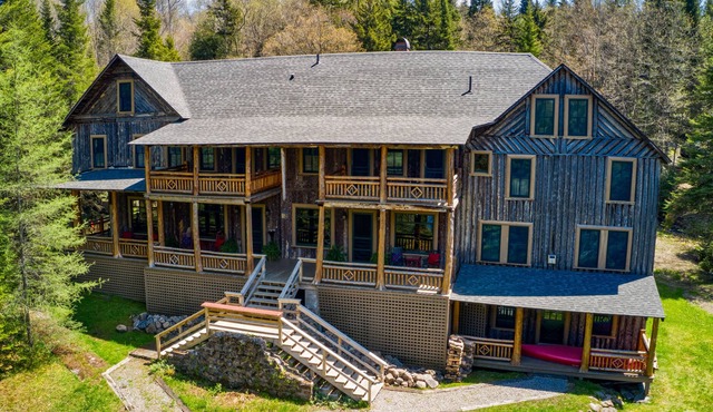 Unparalleled and Historical Lodge on Twitchell Lake