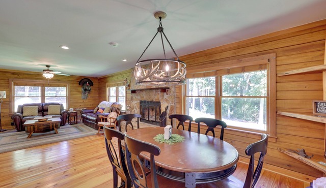 Unplug & Unwind! Country Cabin in Louisburg