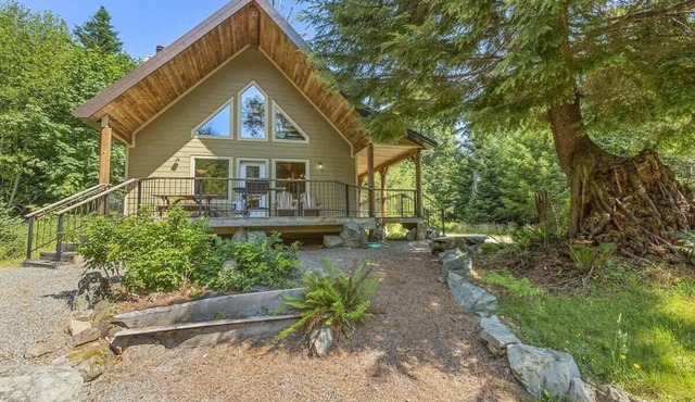 Unplugged Forest Retreat | Firepit | Near Mt Rainier