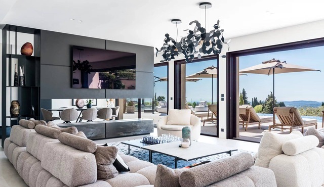 Unrivaled Modern Architect Luxury Villa. Just Moments from Cannes