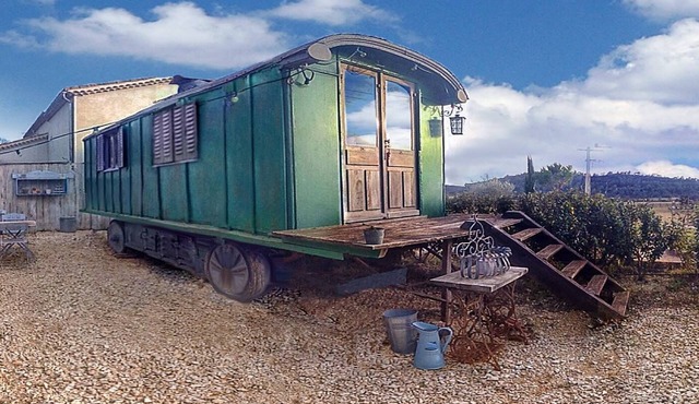 Unusual night in an authentic gypsy caravan overlooking the Cévennes mountains