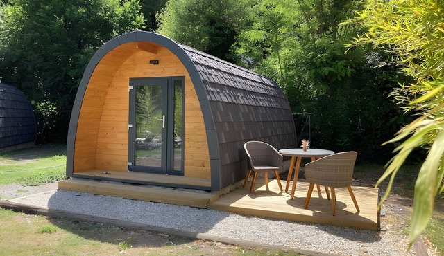 Unusual accommodation: pod, 2 persons