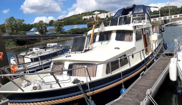 Unusual accommodation boat Rouen