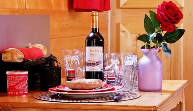 Unusual caravan in the Vosges with private jacuzzi