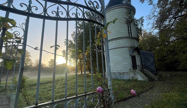 Unusual cottage for 2 people