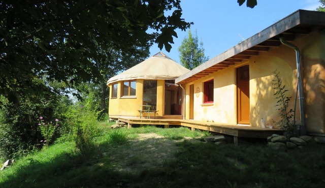 unusual and cozy yurt at the foot of the Pyrenees