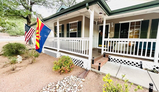 Unwind and Relax at Hidden Trails Retreat