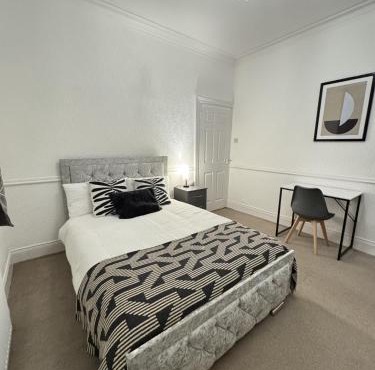 Unwind at Hebburn House-Your Serene Retreat Awaits