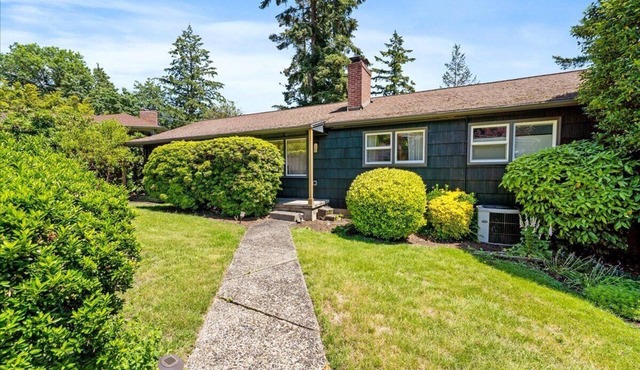 Unwind at Hummingbird Hill in Raleigh Hills.