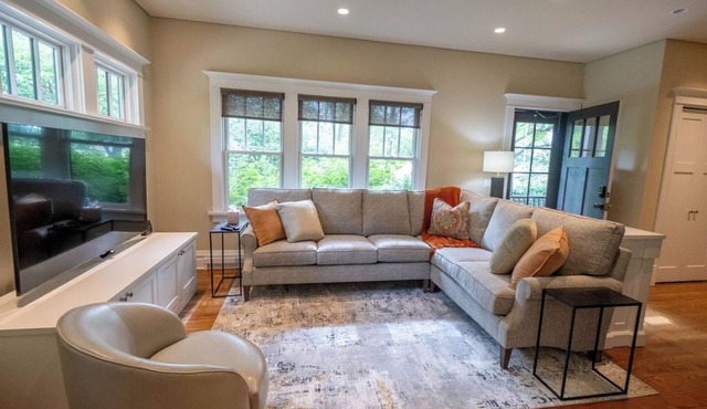 Unwind at our private 4BR home near downtown Pella, IA!