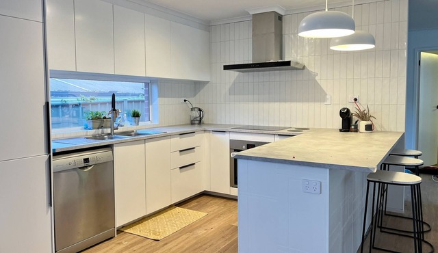 Unwind @ Bendigo Family Retreat