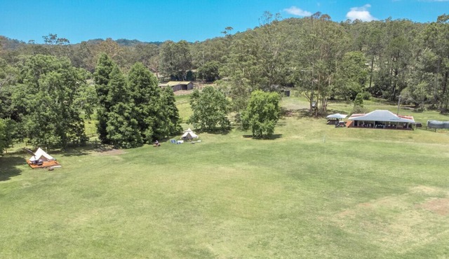 Unwind Escapes Cabin and Glamping!