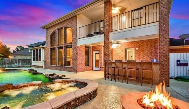 Unwind in Cypress Golf Course Serenity & Pool Fun