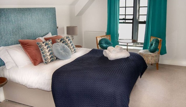 Unwind in Lush Surroundings -Seaview Double Room