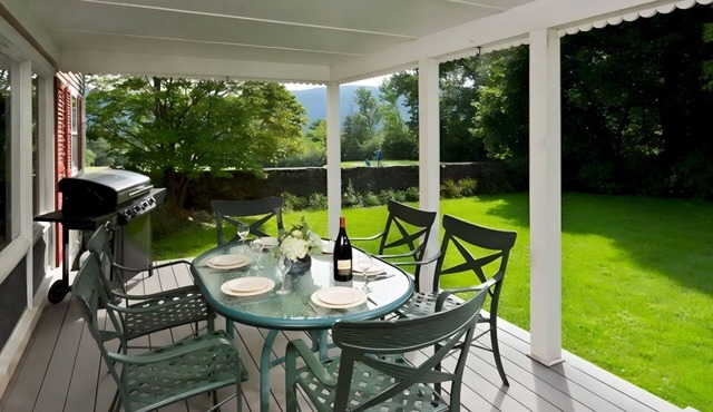 Unwind in Luxury: Elegant 4BR House for Relaxation | Pool | Bar | Restaurant