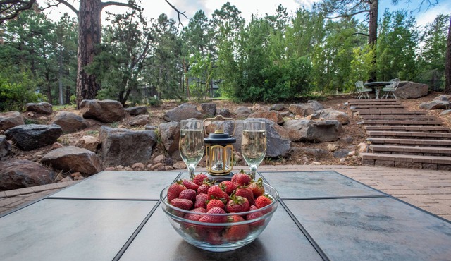 Unwind in Our Flagstaff Home: Peaceful, Beautiful, and Perfectly Located