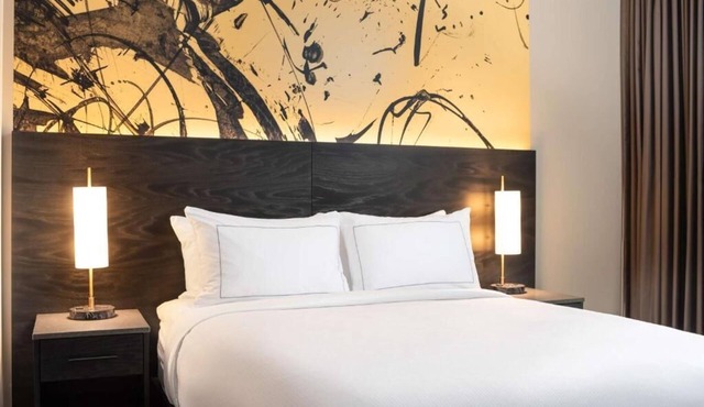 Unwind in Style and Comfort! Pet-friendly Property, Onsite Parking!