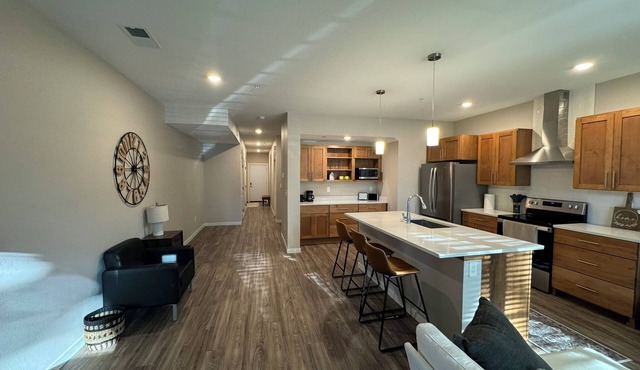 Unwind in Style at Fargo's Hidden Gem! #102