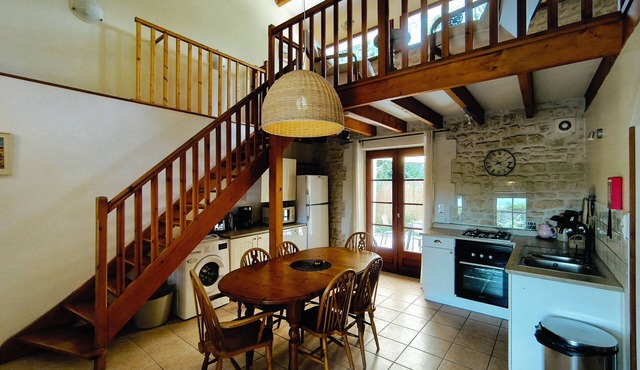 Unwind in the picturesque heart of the French countryside, with a swimming pool.