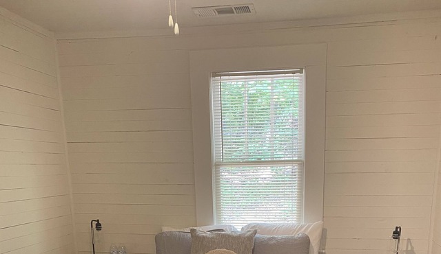 UnWined at the Farmhouse - Apartment B