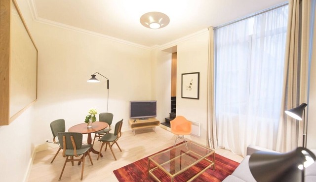 Up & Down, 1BR/1BA, 4 people