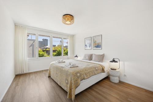 UP&GREAT Apartments - Chic Urban Homes