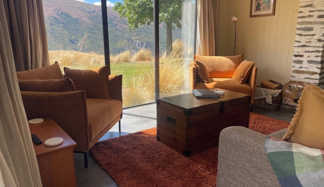 Up in the mountains! Luxury self contained unit.