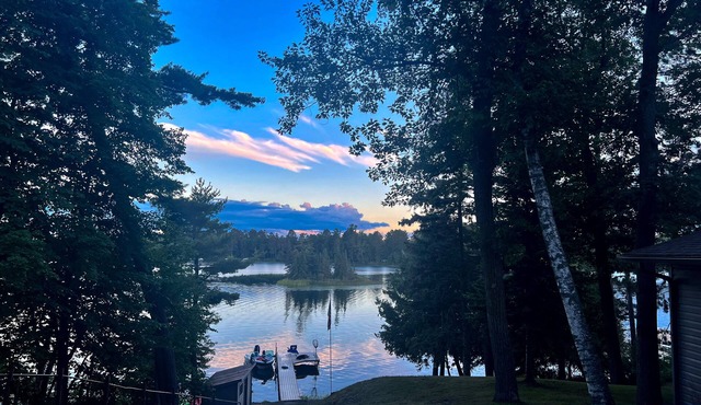 Up North 5 bedrooms two houses on Birch Lake