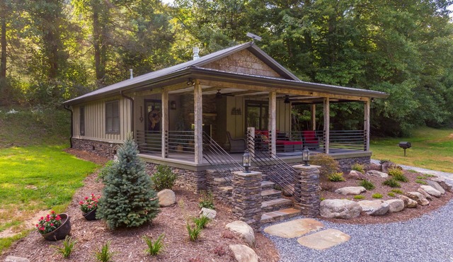 Up the Creek - single level modern farmhouse