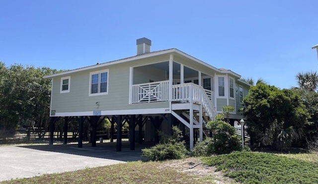 Up the Creek - Walk to Beach (Channelfront) in Garden City Beach