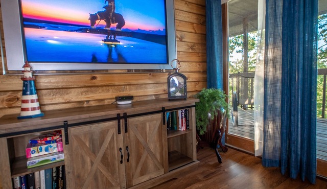 UP TO 50% OFF, Peaceful Ozark Mtn Home, 1 Mi to Silver Dollar City